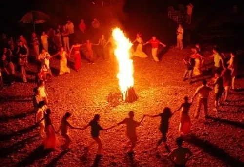 湖南夏令营篝火晚会